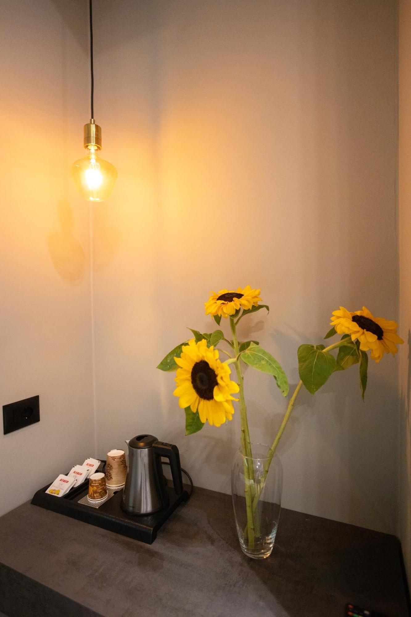 Bee Hotel Vlore Exterior photo